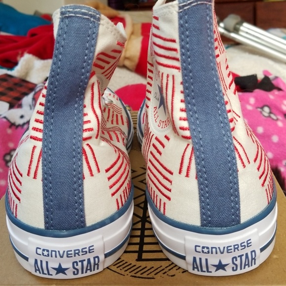 New Converse Chuck Taylor Hi - Picture 3 of 6